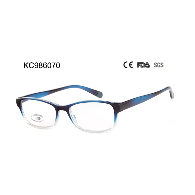 Photochromic reading glasses